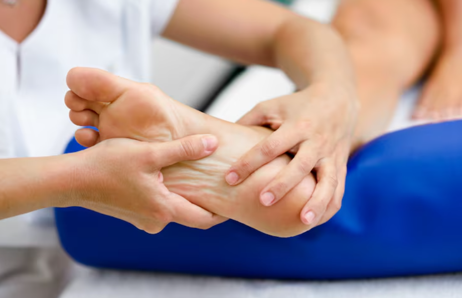 Services That Strengthen Foot Health and Improve Overall Mobility